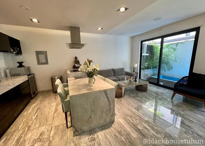 Black House Aparthotel Tulum