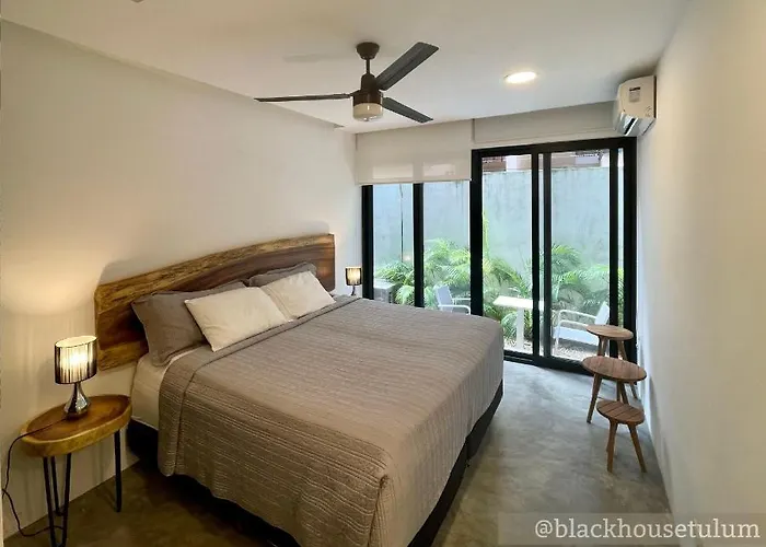 Black House *